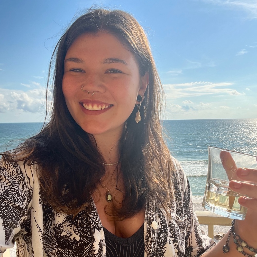 Meet your Posher, Hailey